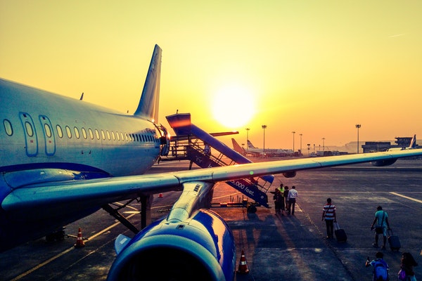 australien work and travel transport und reisenmoeglichkeiten flugzeug