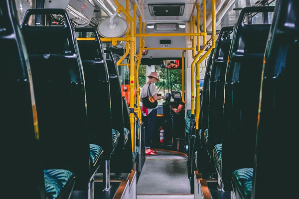australien work travel fun transport und reisenmoeglichkeiten bus